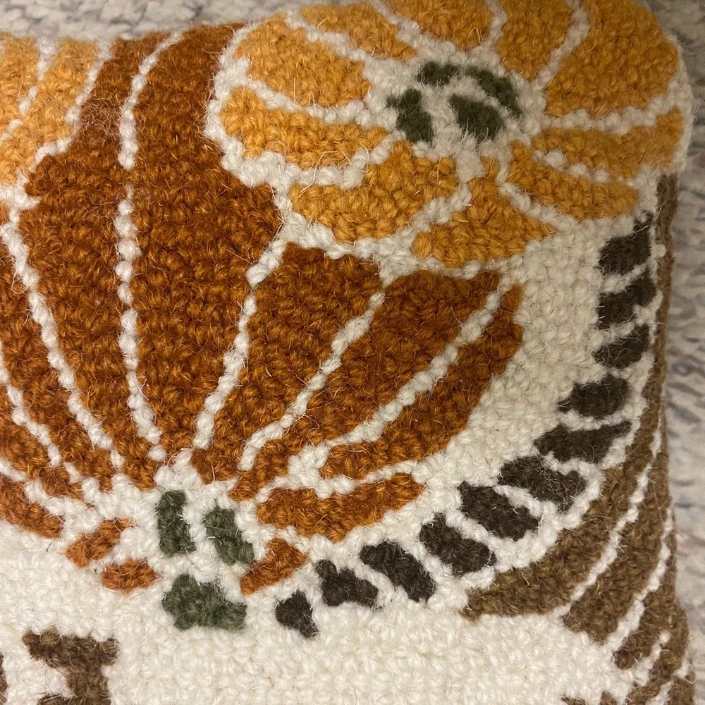 Mud Pie Thankful Pillow